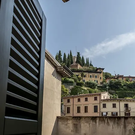 La Casa Di Dina * Verona